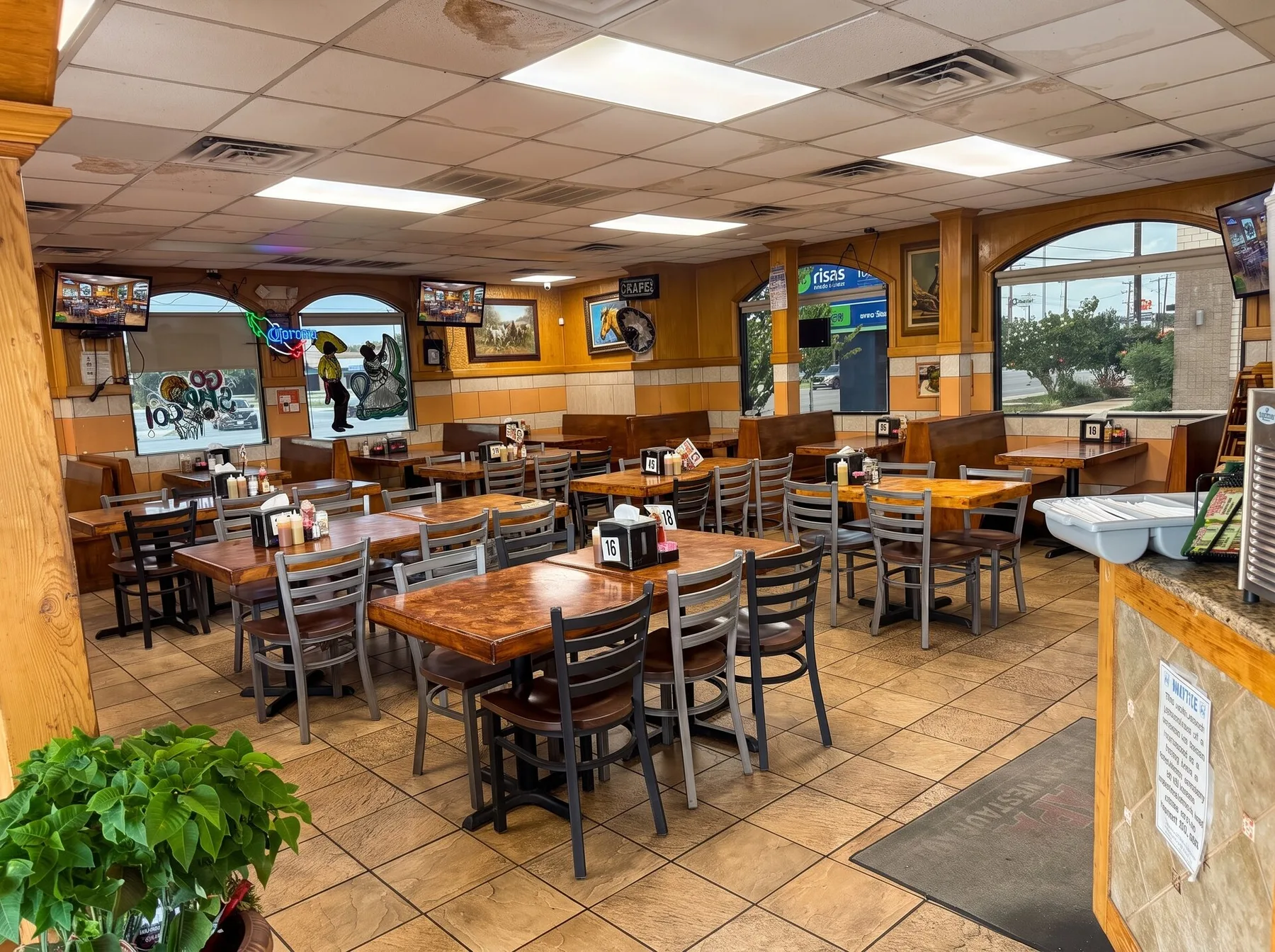 Comedor amplio de Taqueria La Tapatia